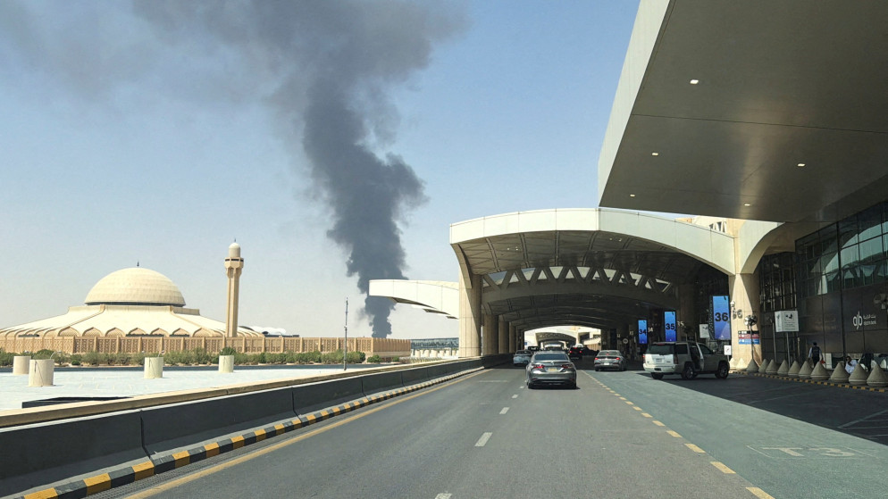 3 وفيات و36 إصابة جراء استهداف مطارين بالسعودية