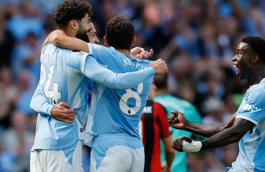 برشلونة يتحرك لخطف نجم مانشستر سيتي في الصيف