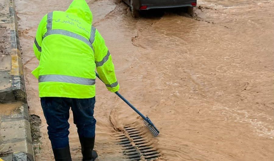بلدية مادبا تتعامل مع 300 بلاغ خلال الحالة الجوية السائدة