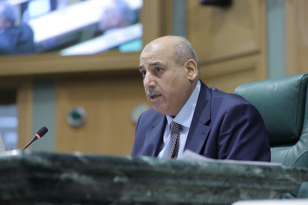 القاضي يهنئ بعيد الفصح المجيد