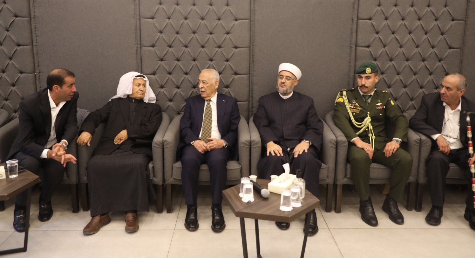 العيسوي يعزي عشائر العطيان والزبون والزيود والشوبكي والحموري