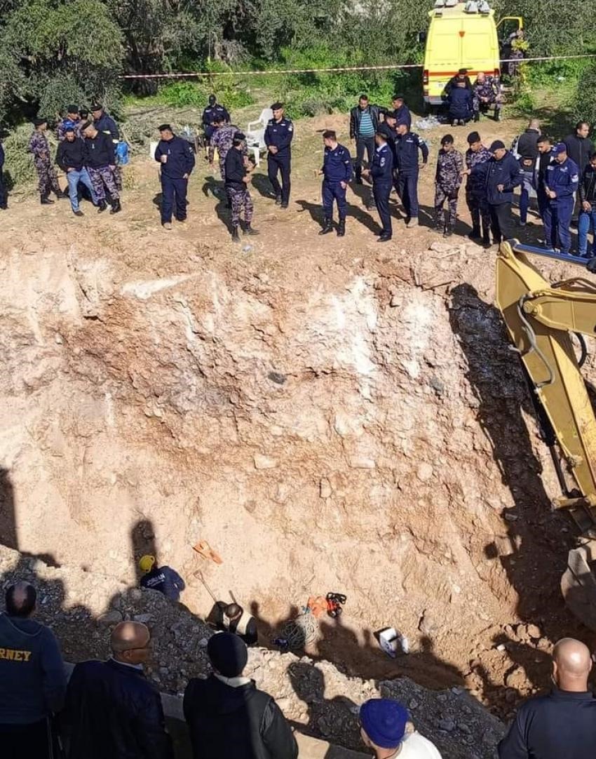 وفاة شاب داخل حفرة بعمق 27 م في الزرقاء .. فيديو