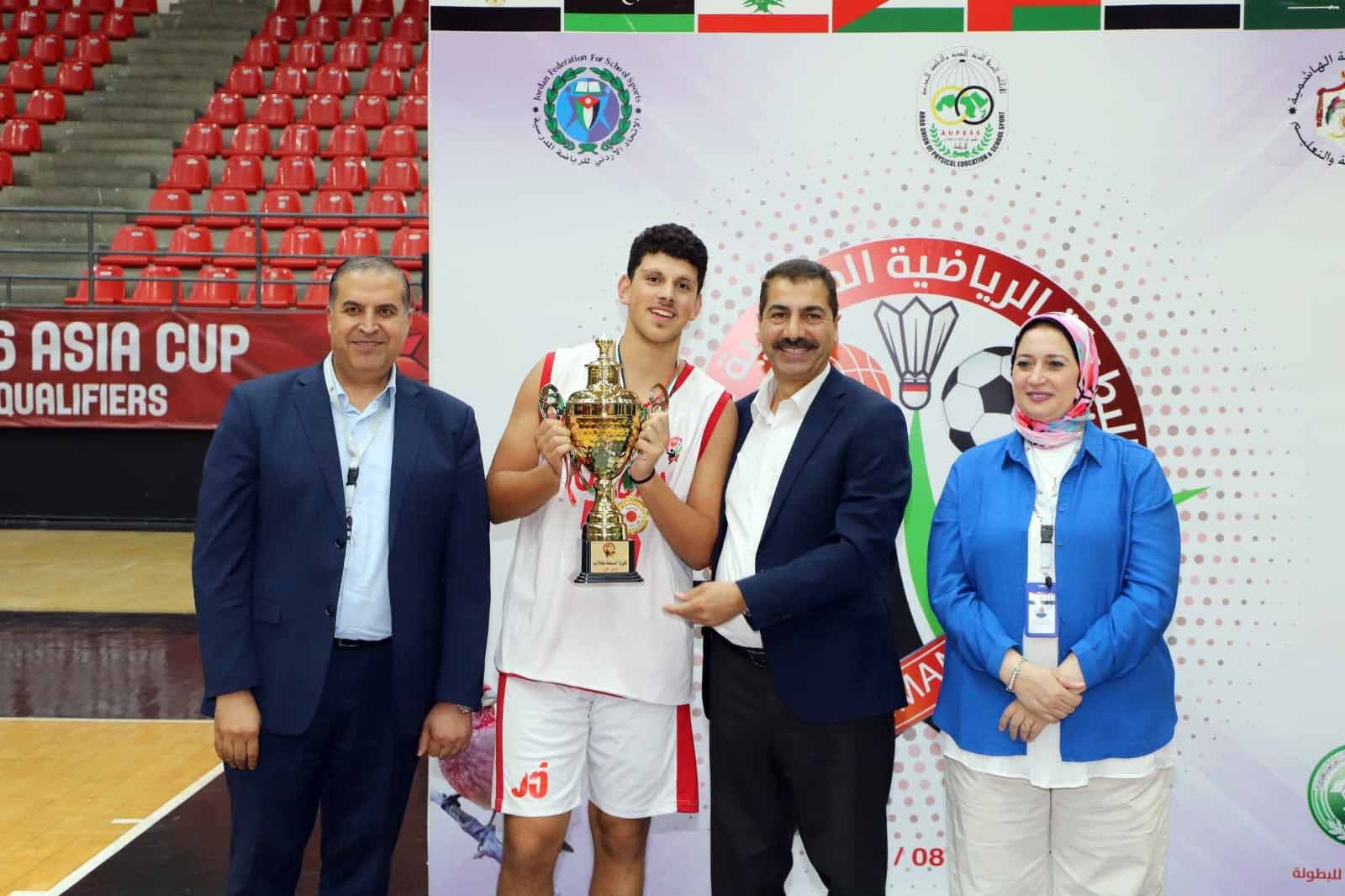 الأردن يتوّج بالبطولة العربية للرياضة المدرسية للمرة الأولى