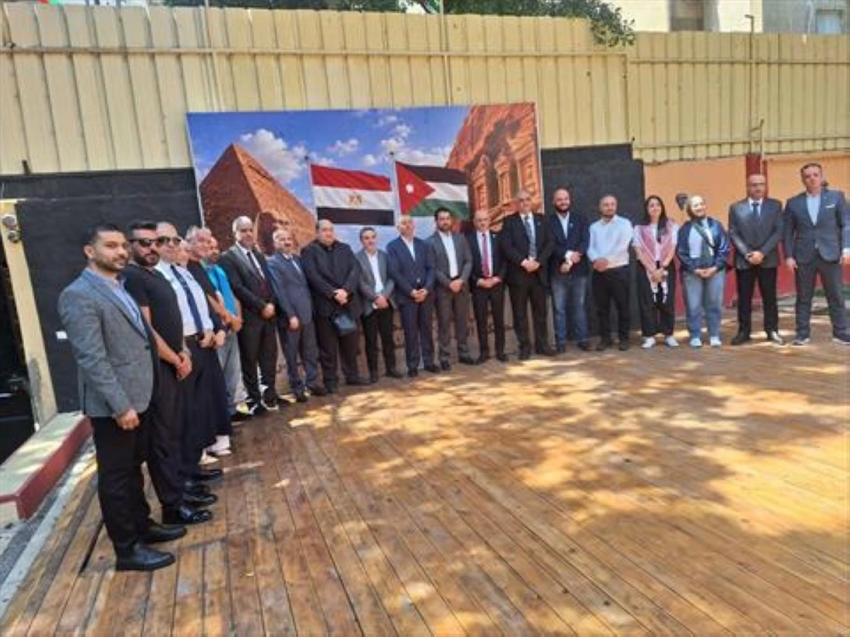 وفد التعليم العالي يزور القنصلية الفخرية الأردنية بالإسكندرية