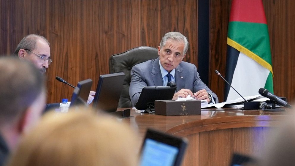 حسان يوجه بإجراءات لإصلاح بنى تحتية متضررة من المنخفض الجوي