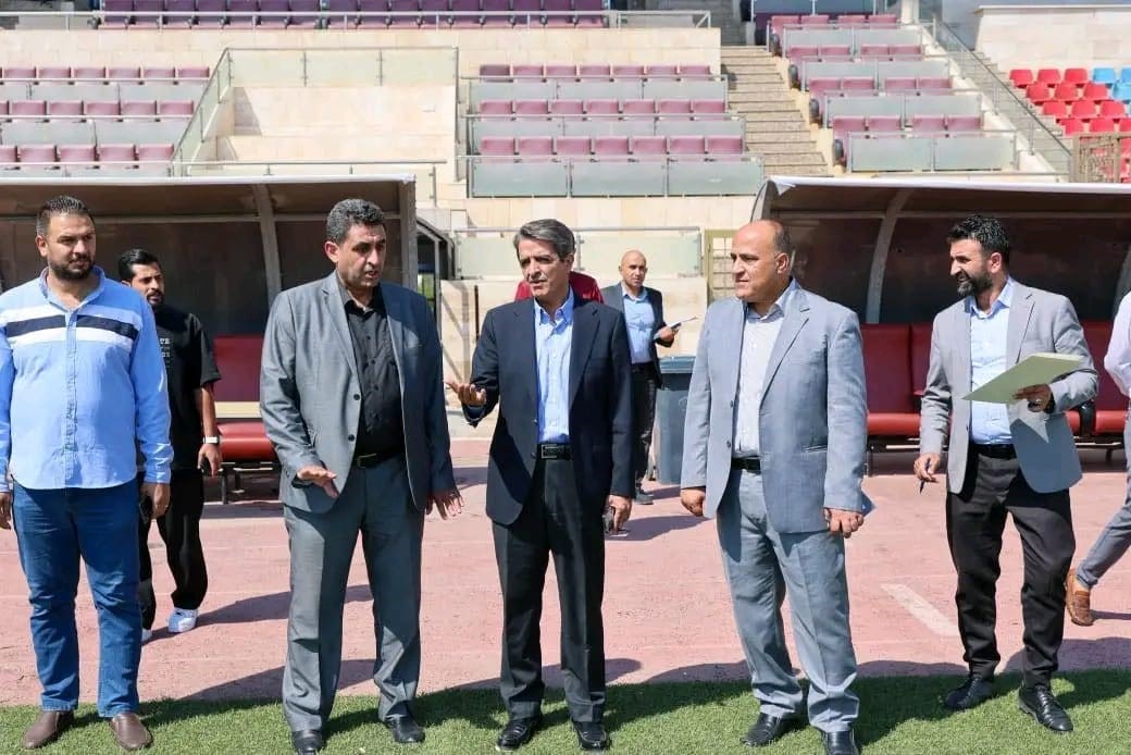 وزير الشباب يتفقد المرافق الرياضية في الزرقاء