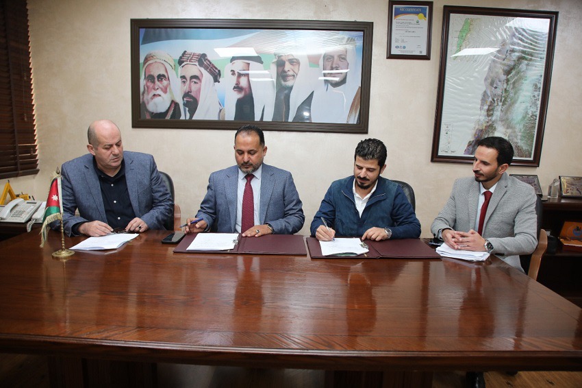 سلطة وادي الأردن توقع اتفاقيات استثمارية 