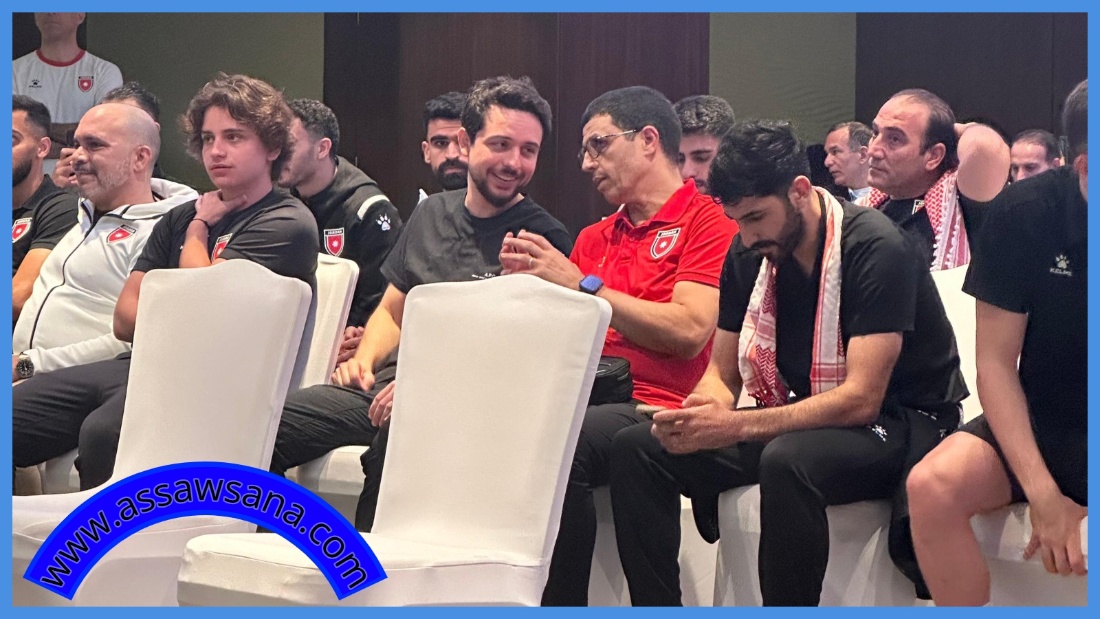 ولي العهد يتابع مباراة العراق وكوريا برفقة النشامى