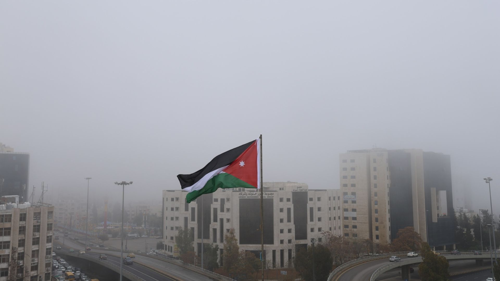 أمطار غزيرة اليوم وتحذير من السيول