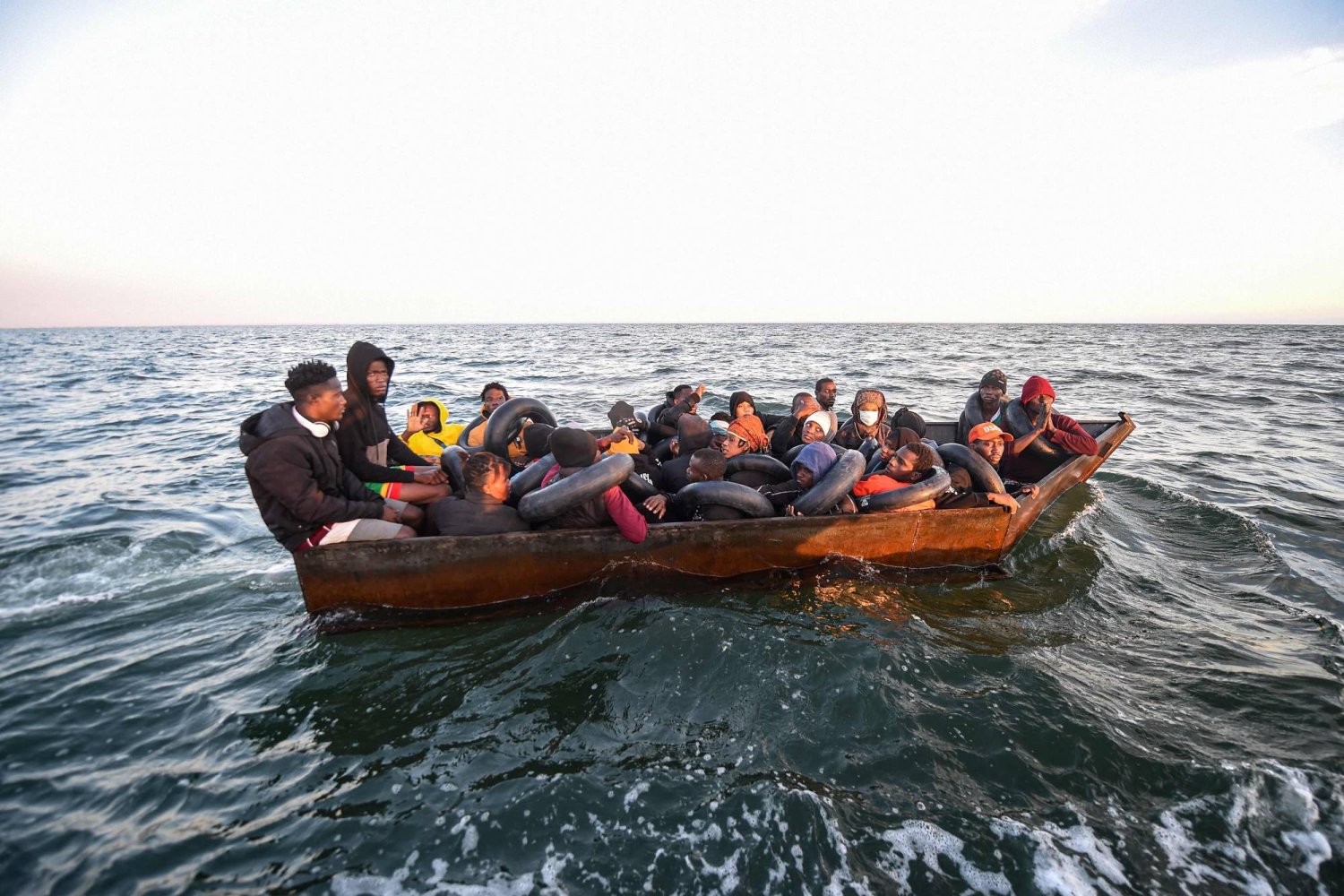 فقدان 4 مهاجرين قبالة سواحل تونس