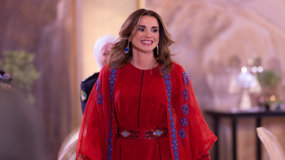 الملكة رانيا تهنئ الأميرة إيمان بقدوم مولودتيها تاليا ورانيا