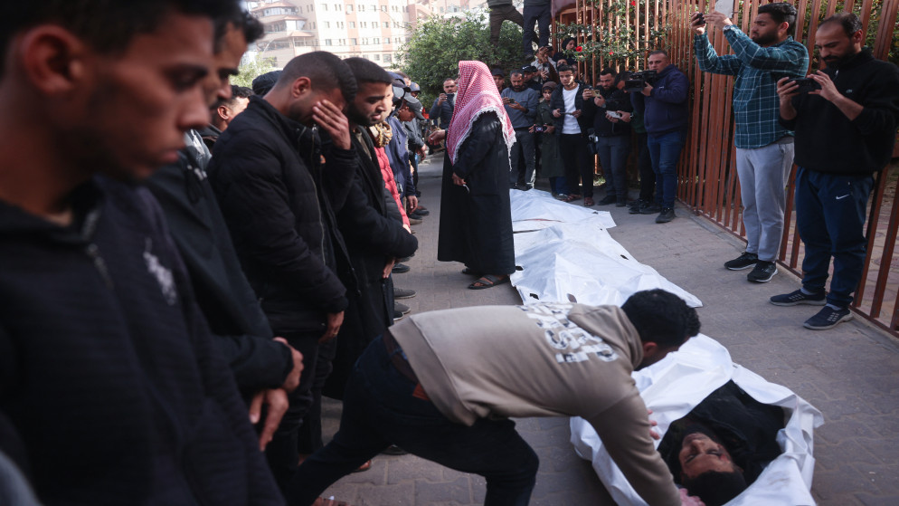 شهيد وإصابات بقصف ونيران الاحتلال في غزة