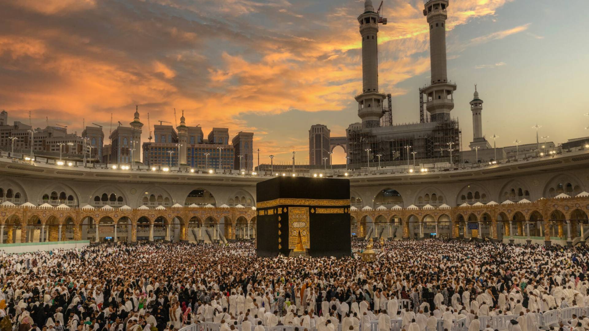 تعامد الشمس على الكعبة غداً لتحديد اتجاه القبلة بدقة