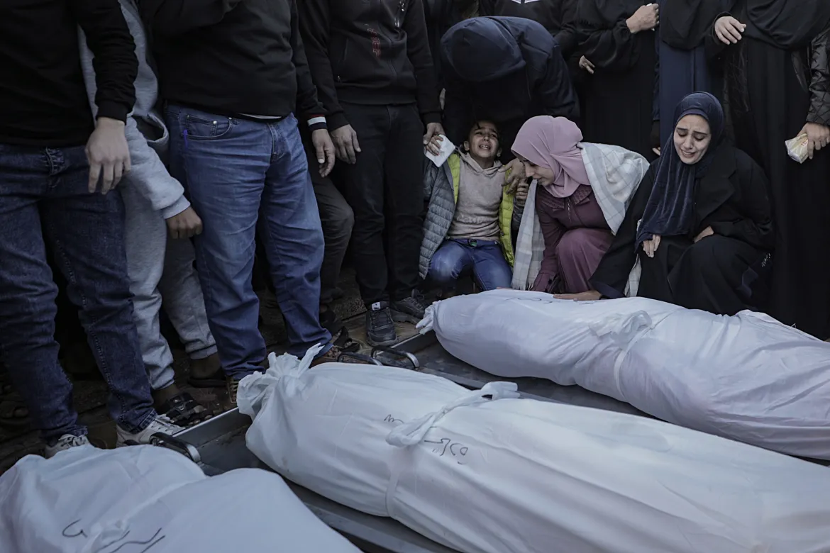 استشهاد فلسطيني برصاص المستوطنين في بلدة كوبر