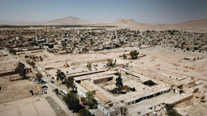 سوريا ..  مقتل شخص وإصابة اثنين بانفجار مجهول في تدمر 