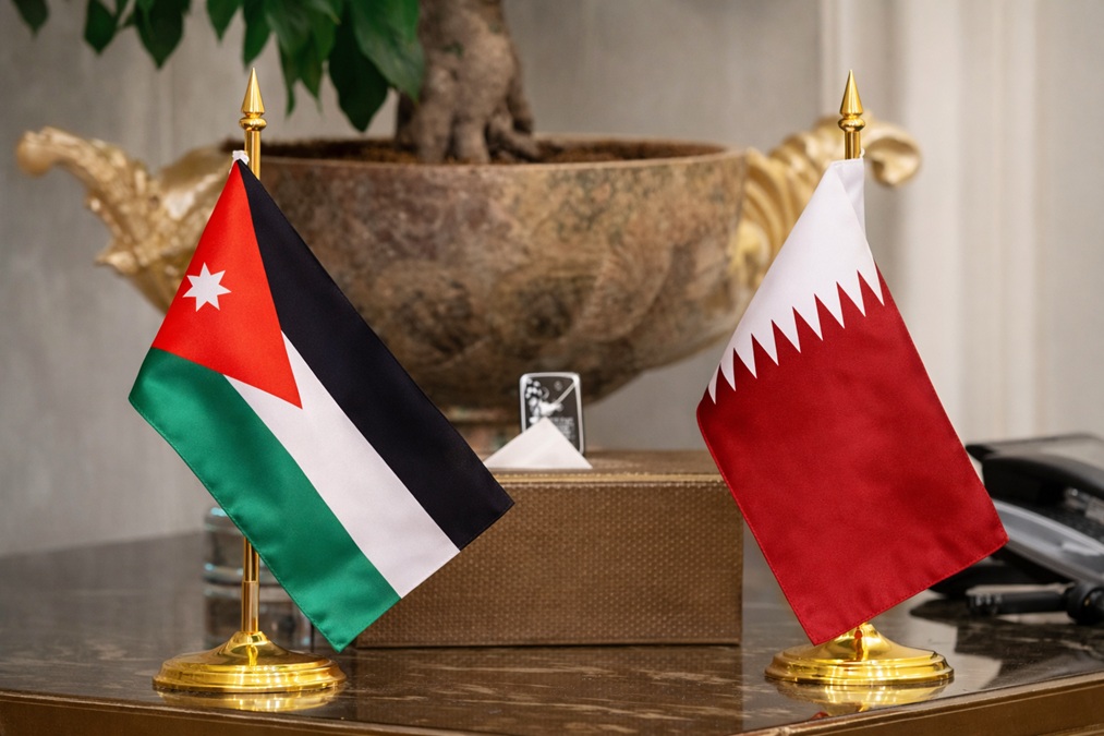 عمّان والدوحة: صوت التهدئة في إقليم مشتعل