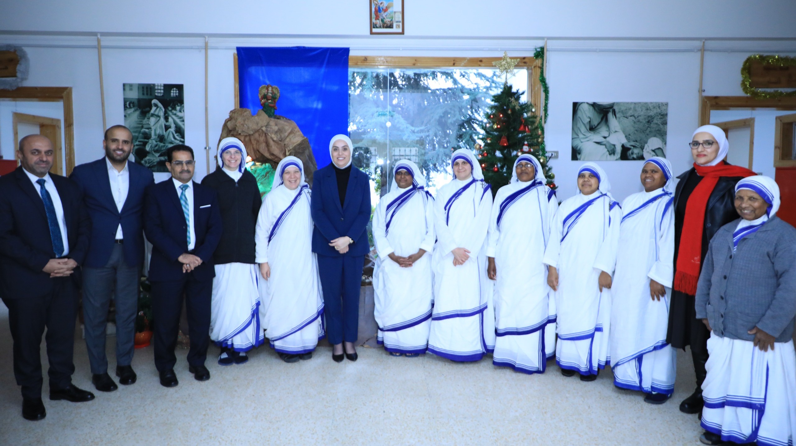 وزيرة التنمية الاجتماعية تزور دار سيدة السلام 