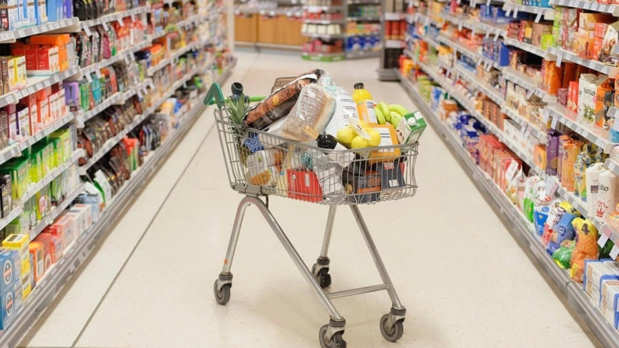 طلب مستقر على المواد الغذائية بالسوق المحلية 