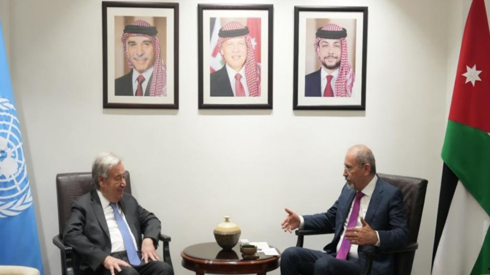 الصفدي يجري مباحثات موسعة مع غوتيريش