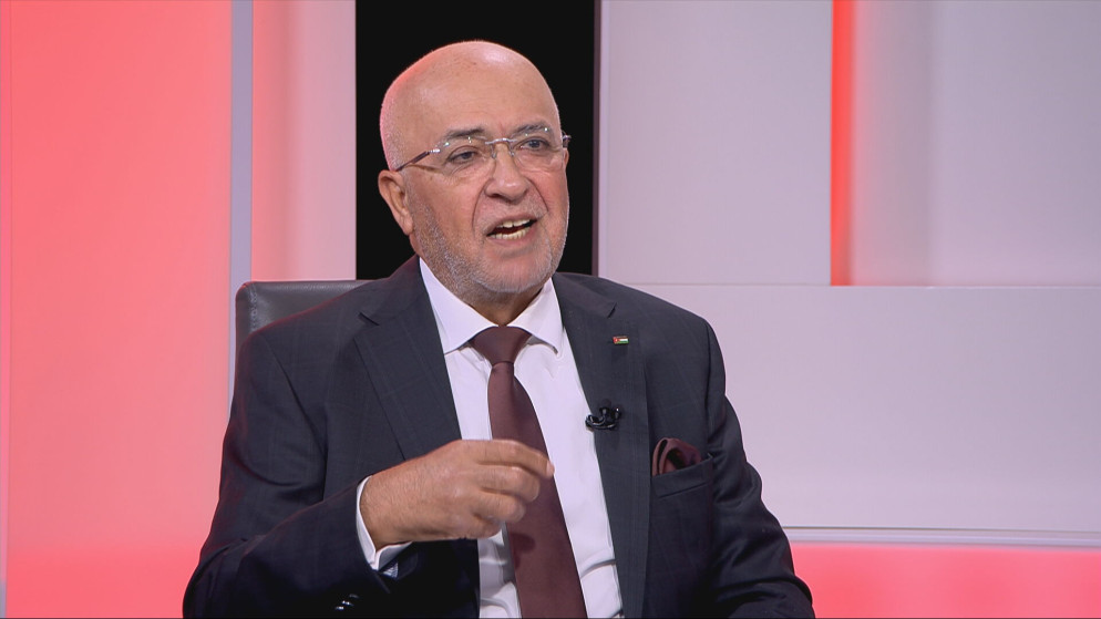 المعايطة: لا نتدخل في توجهات الأحزاب ونلتزم بالقانون والدستور