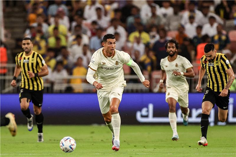 ماذا قالت صحف البرتغال عن هزيمة رونالدو؟