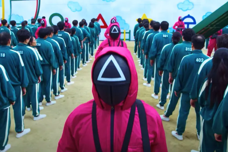 وفاة تلميذ بريطاني بعد تقليد لعبة الحبار