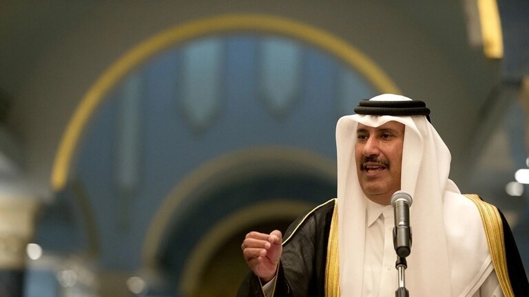 بقيمة 6 مليارات دولار .. أول تعليق من حمد على نية ابنه شراء مانشستر يونايتد 