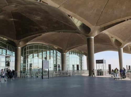 مطار الملكة علياء يستقبل نحو 600 ألف مسافر خلال آذار