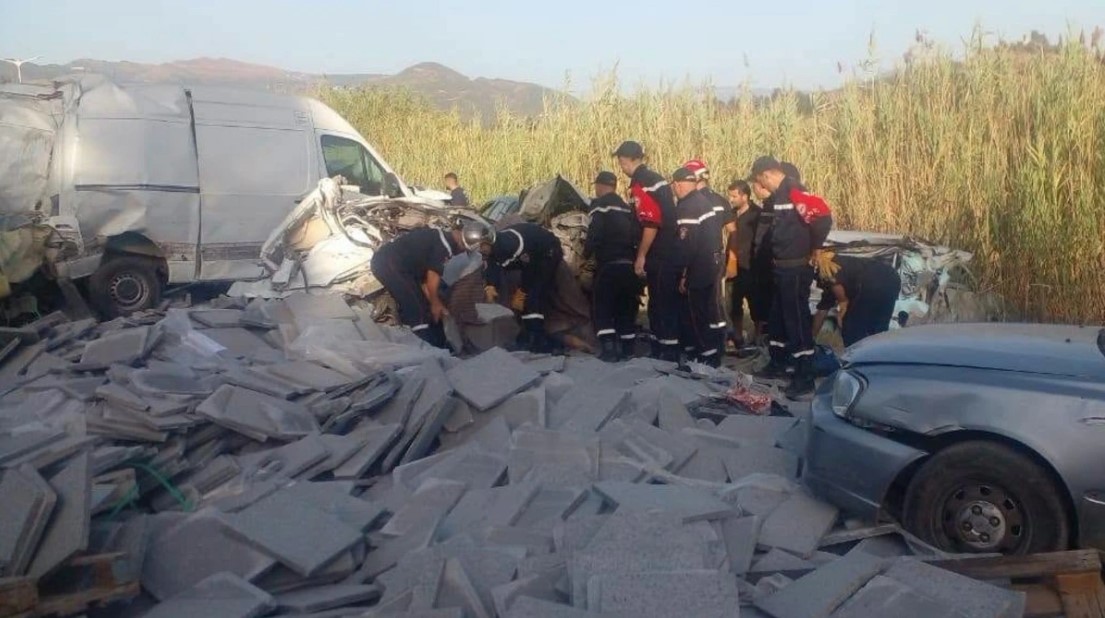 10 وفيات بحادث سير مروع في الجزائر