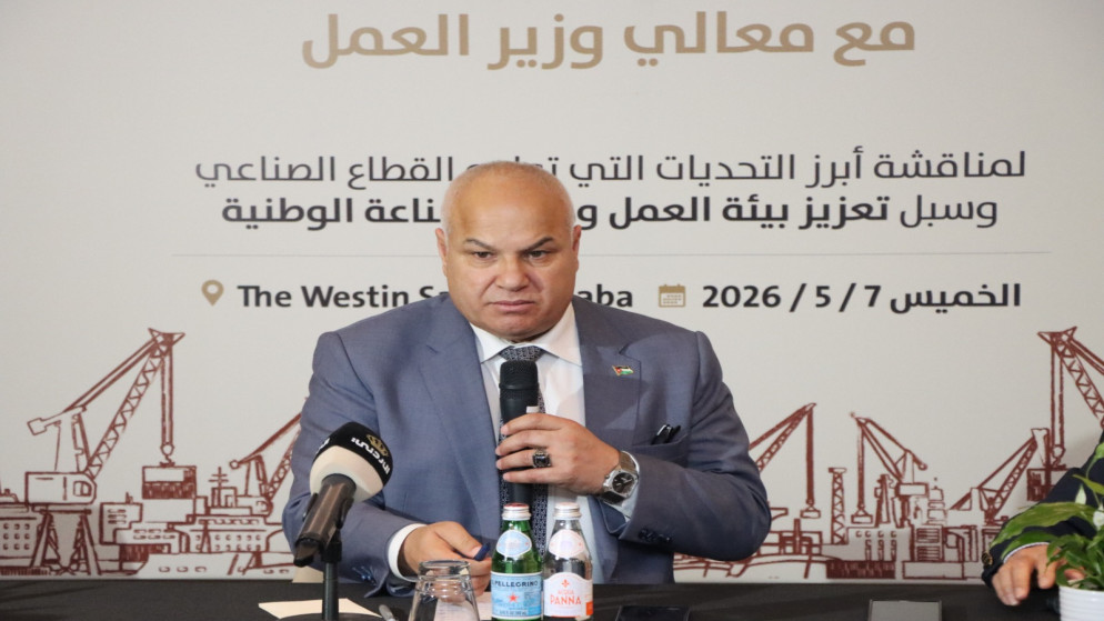 وزير العمل: القطاع الصناعي رافعة لتحسين أداء الاقتصاد الوطني