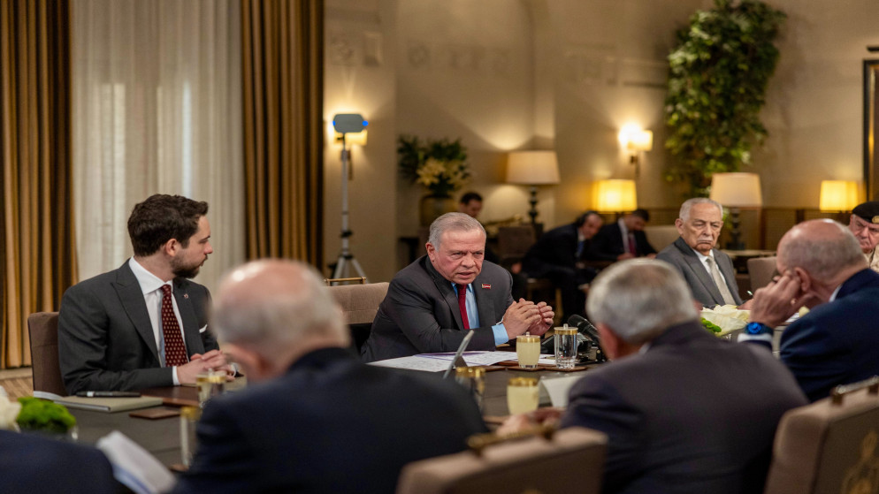 الملك يؤكد ضرورة وقف الاعتداء الإسرائيلي على لبنان 