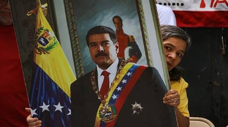 هجوم إلكتروني وقطع الكهرباء ..  كيف أُختطف مادورو