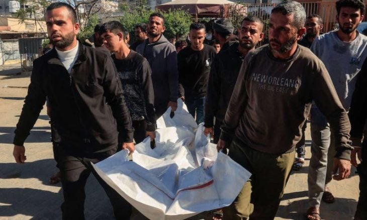 استشهاد 3 فلسطينيين جراء قصف إسرائيلي وسط غزة