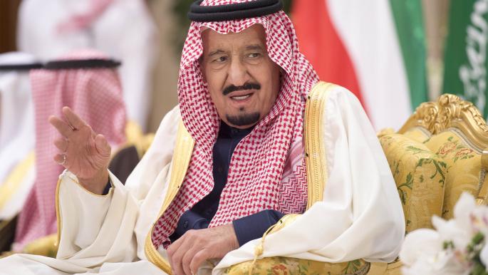 خادم الحرمين الشريفين يدعو الرئيس الإيراني لزيارة السعودية