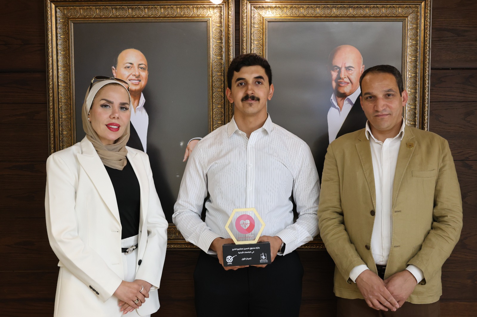صيدلة عمان الأهلية بالمركز الأول على مستوى المملكة بجائزة انطلق لصندوق الحسين للإبداع والإبتكار لمشاريع التخرّج 