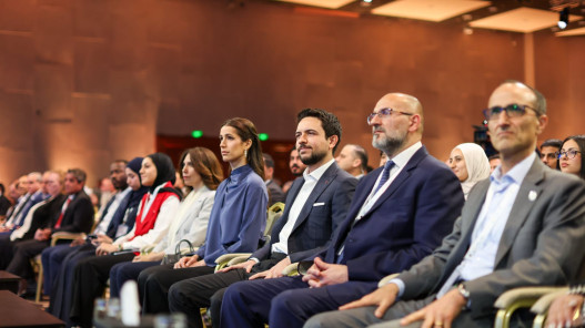 ولي العهد يشدد على توظيف الذكاء الاصطناعي لرفع كفاءة الأداء في القطاعين العام والخاص