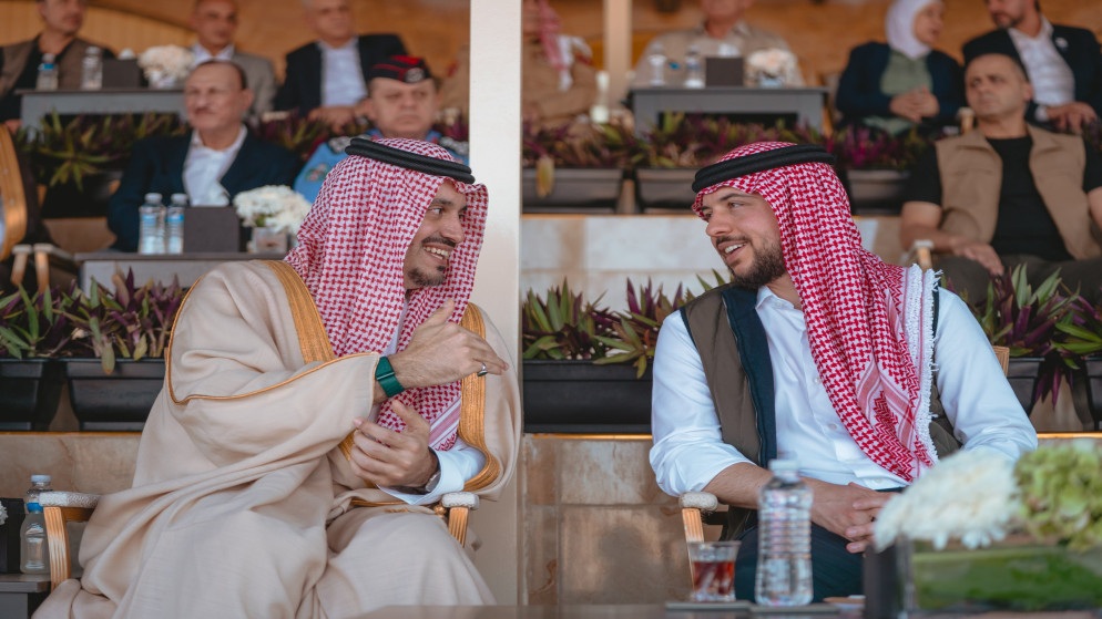 ولي العهد يرعى ختام بطولة ومهرجان الهجن والشعر النبطي