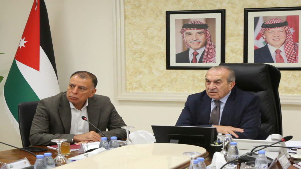 تأكيد حكومي على أهمية تأهيل المعابر الحدودية