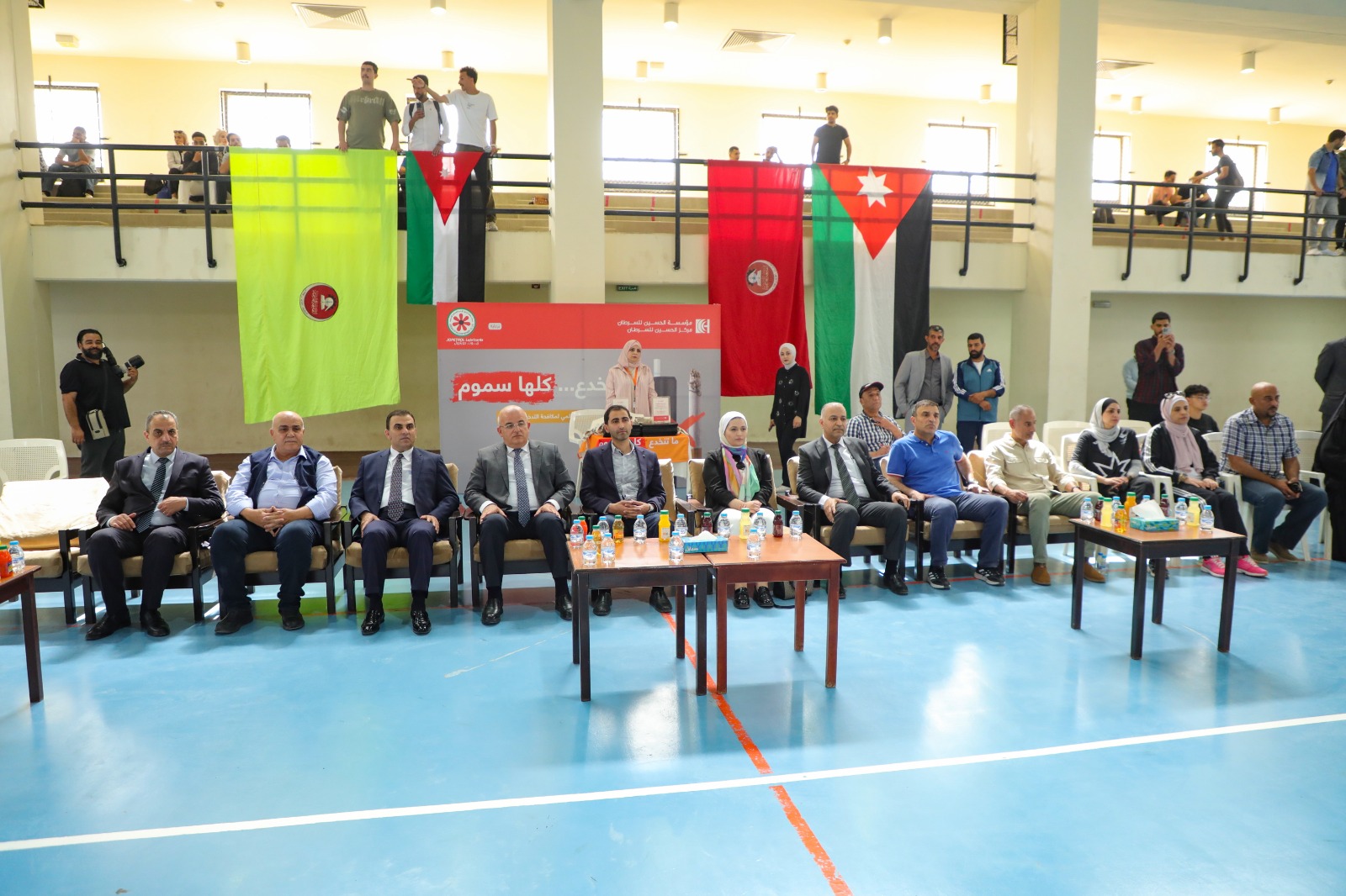 حملة توعوية بمخاطر التدخين في الجامعة الهاشمية