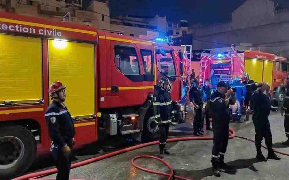 الجزائر تشيع أطفال دار الأيتام ضحايا الحريق