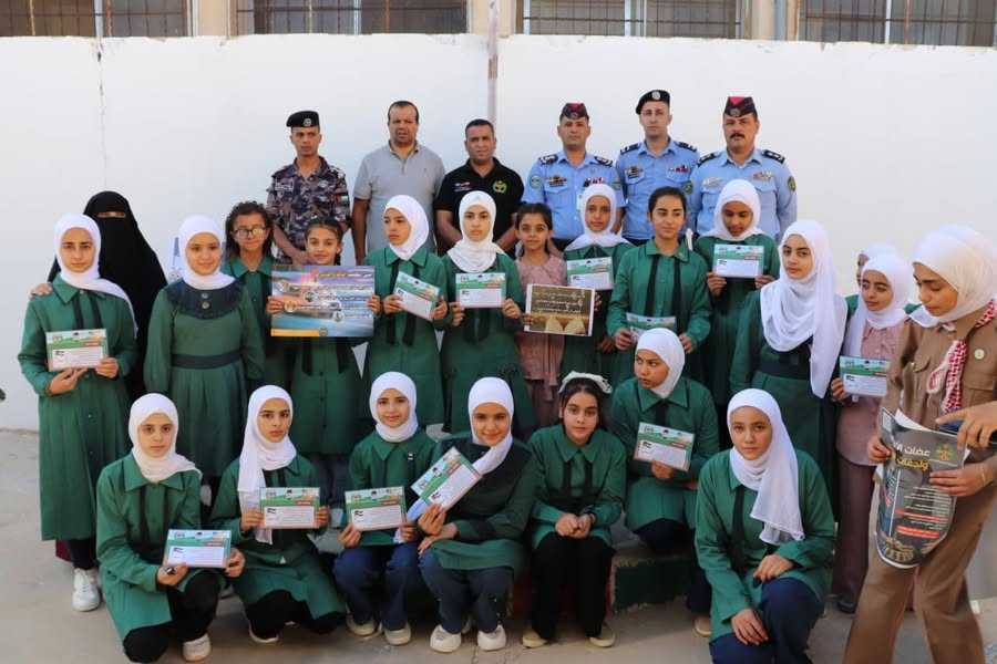 الأمن العام يطلق حملة توعوية شاملة في المدارس  ..  صور