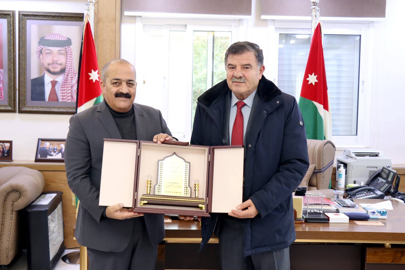 هل ترسّخ تجربة "العتوم" إرثا إداريا مستمرا؟ 