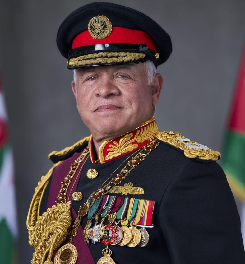 أسرة السوسنة ترفع أسمى التهاني لجلالة الملك بمناسبة عيد ميلاده