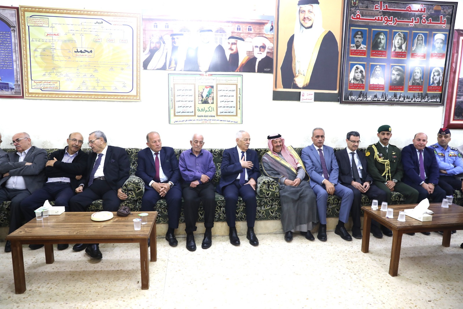 العيسوي يعزي بوفاة الوزير الأسبق خالد العمري