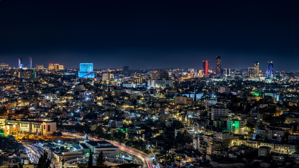 حرارة مرتفعة الثلاثاء وانحسار تدريجي للكتلة الحارة الأربعاء