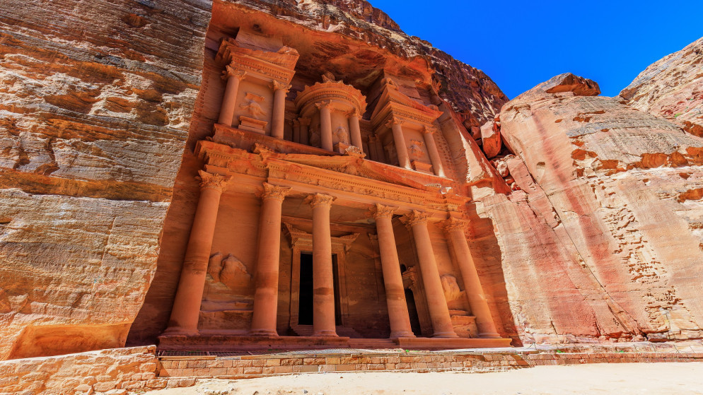 البترا تستقبل أكثر من 281 ألف زائر في 7 أشهر