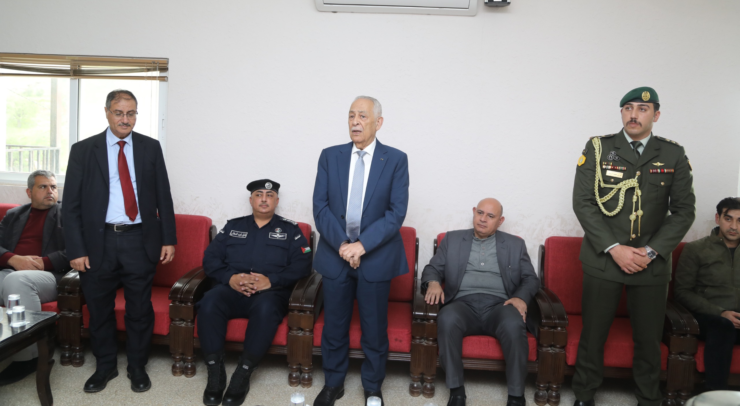  العيسوي يعزي عشيرة الخوالدة