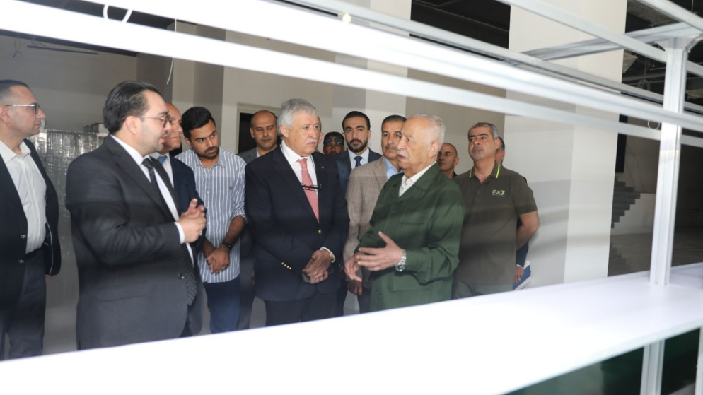 رئيس الديوان الملكي يتفقد مشاريع مبادرات ملكية في البلقاء وإربد