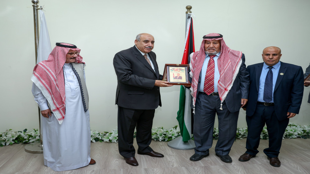 القاضي: المتقاعدون العسكريون مدرسة في الوفاء والعطاء
