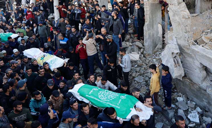 غزة.. تشييع جثامين 4 فلسطينيين بينهم القائد البارز في حماس “رائد سعد”-